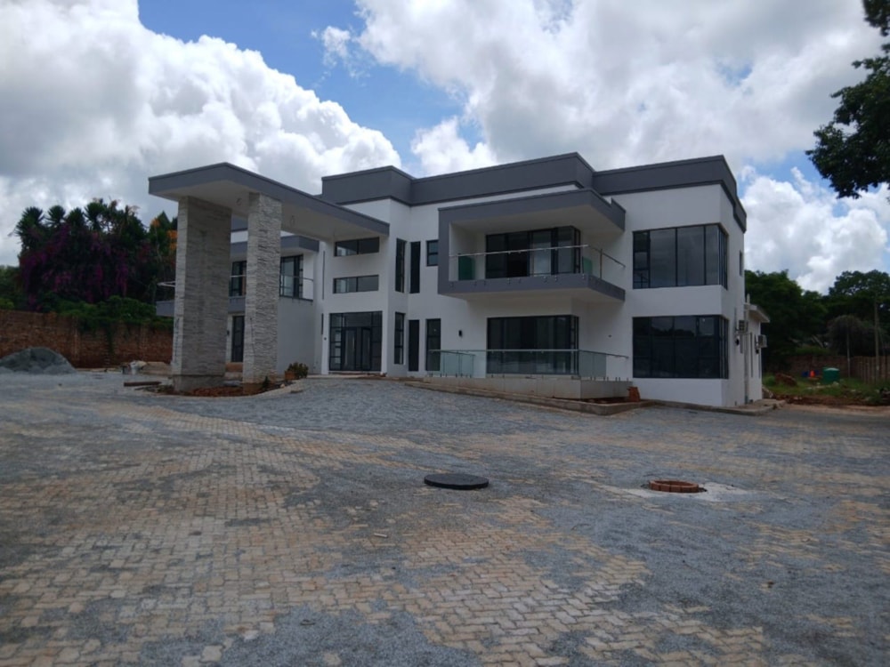 Commercial Building to rent in Greystone Park, Zimbabwe - 3ZB1737332