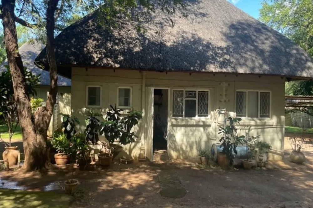 Bed & breakfast for sale in Msuna, Matabeleland North, Zimbabwe - 3ZB1737242 Bed & breakfast for sale in Msuna, Matabeleland North, Zimbabwe - 3ZB1737242