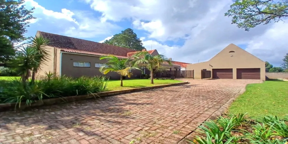 House for sale in Graskop - 1LY1737263 House for sale in Graskop - 1LY1737263