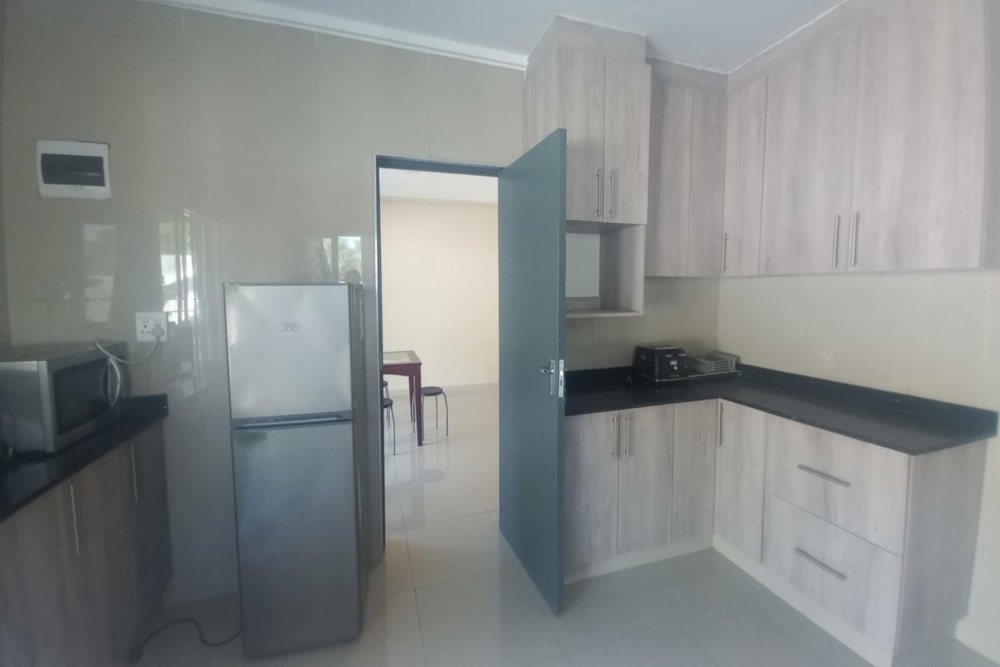 Cottage to rent in Berea West - 1WP1737290