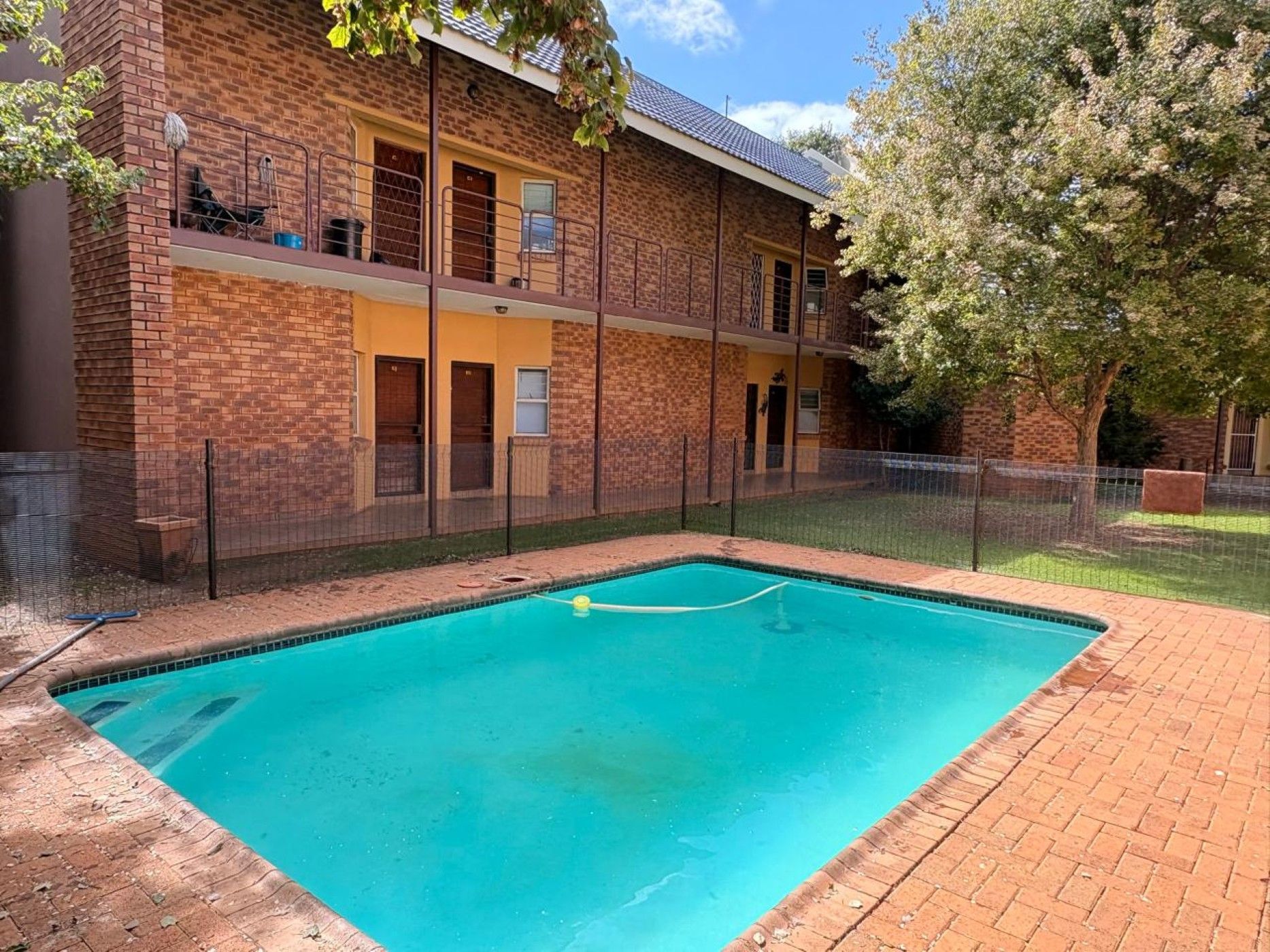 Apartment for sale in Potchefstroom - 1PCH1737376