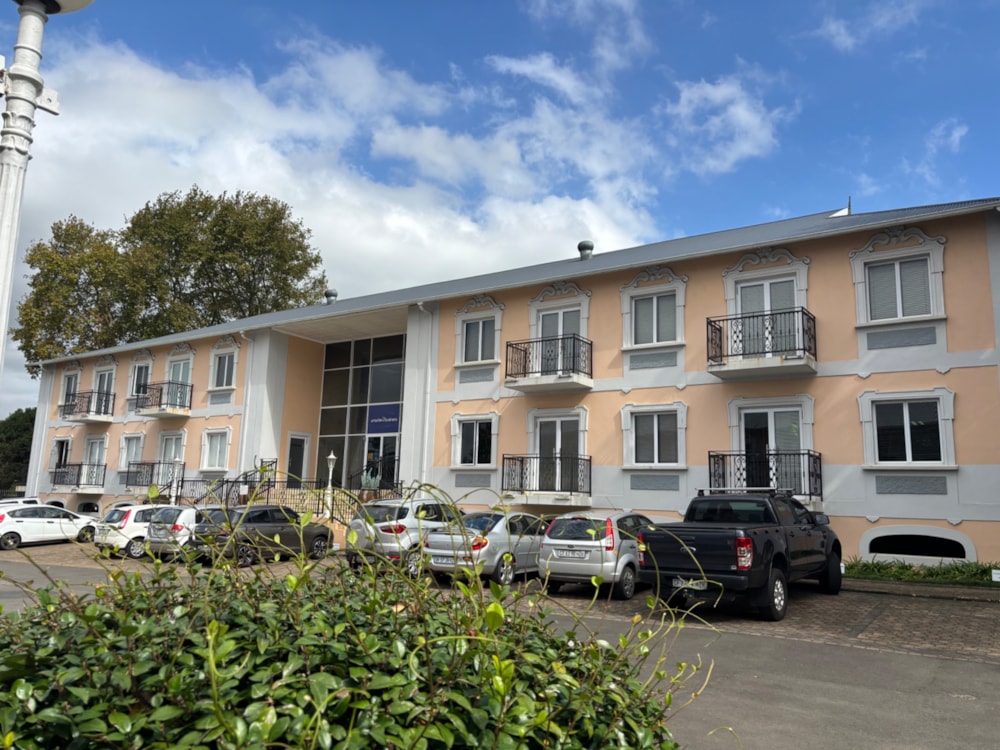 Commercial office for sale in Hilton, KwaZulu-Natal - 1PM1737681