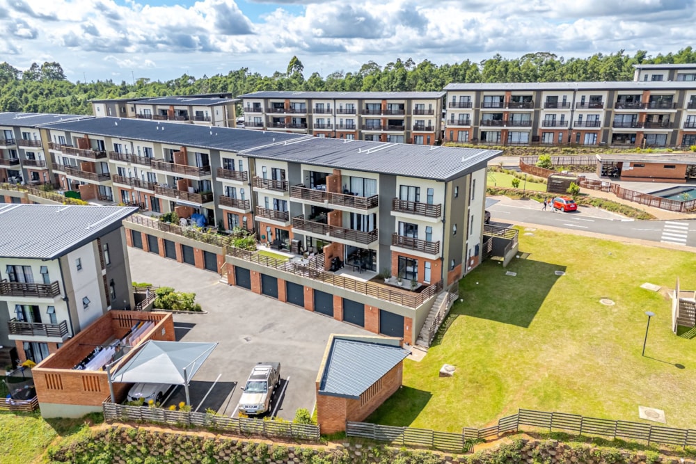 Apartment to rent in Waterfall, Upper Highway - 1KF1737566