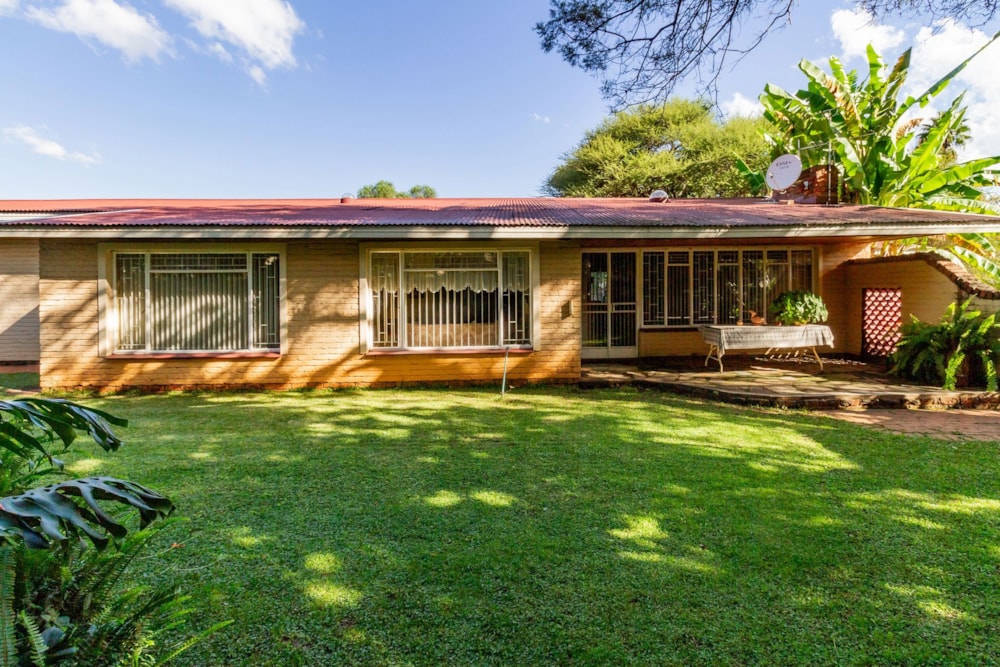 House for sale in Schoemansville - 1HR1738022