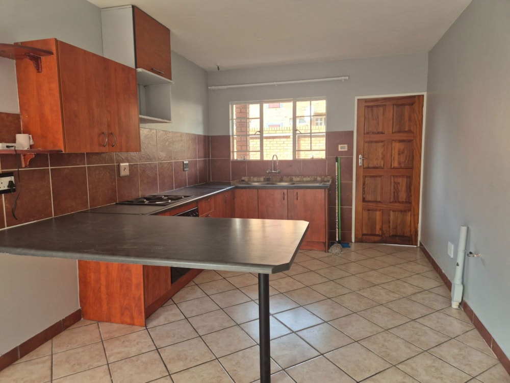 Apartment for sale in Middelburg Central (Mpumalanga Central)  - 1MD1737484