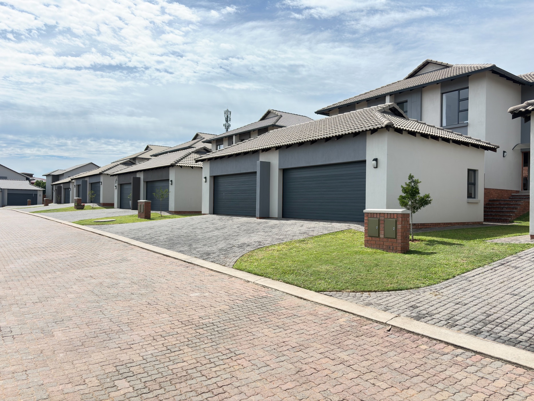 Double-storey cluster for sale in Stonehenge - 1NS1737524