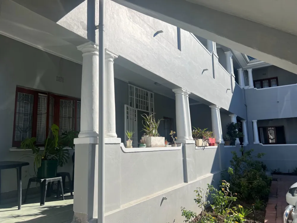 Apartment let in Kenilworth, Cape Town - RBL1737493 Apartment let in Kenilworth, Cape Town - RBL1737493