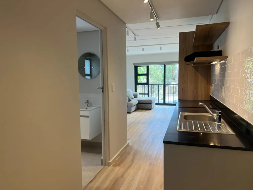 Apartment let in Kenilworth, Cape Town - RBL1737508 Apartment let in Kenilworth, Cape Town - RBL1737508