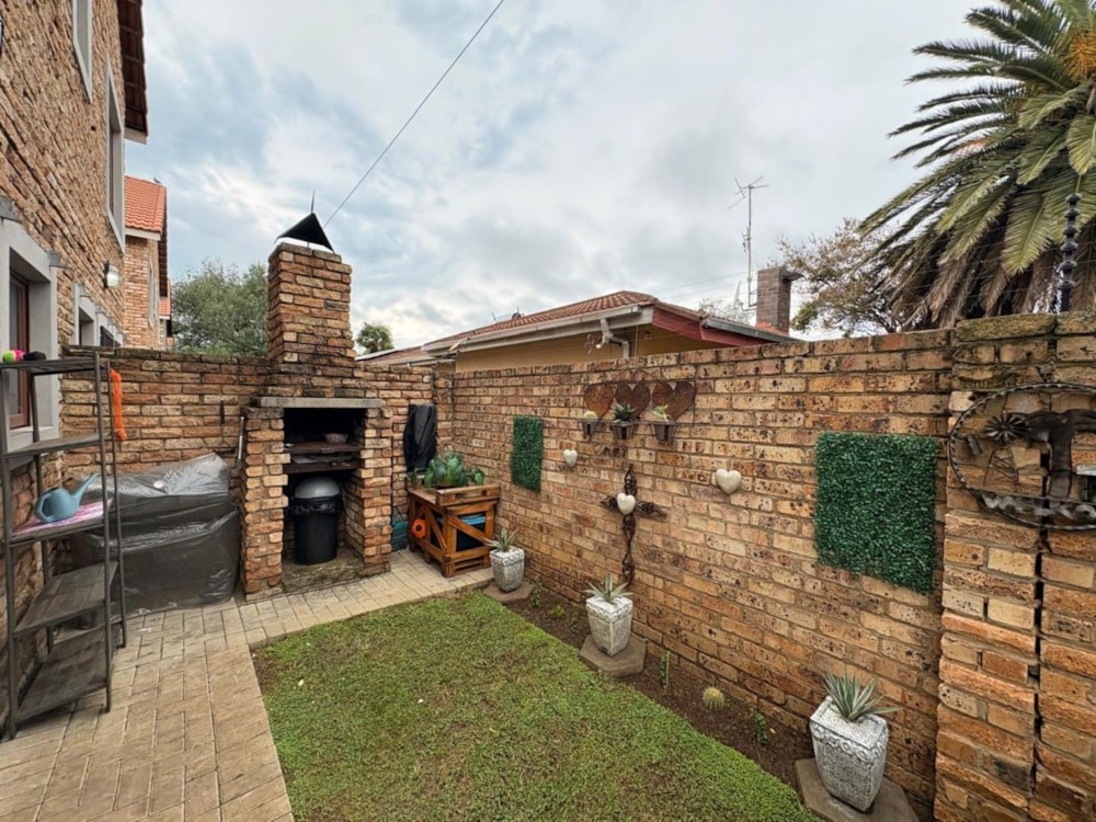 Apartment for sale in Potchefstroom - 1PCH1737516