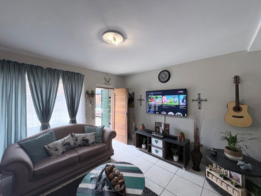 Apartment for sale in Potchefstroom - 1PCH1737516