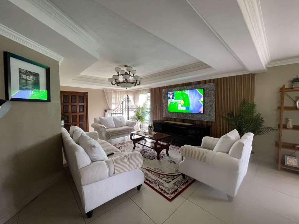 Double-storey house to rent in Phakalane, Botswana - 3BO1737652