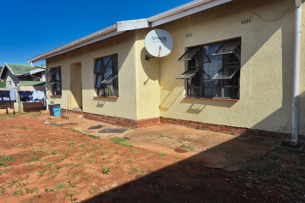 Townhouse for sale in Lotus Park - 1WB1739094