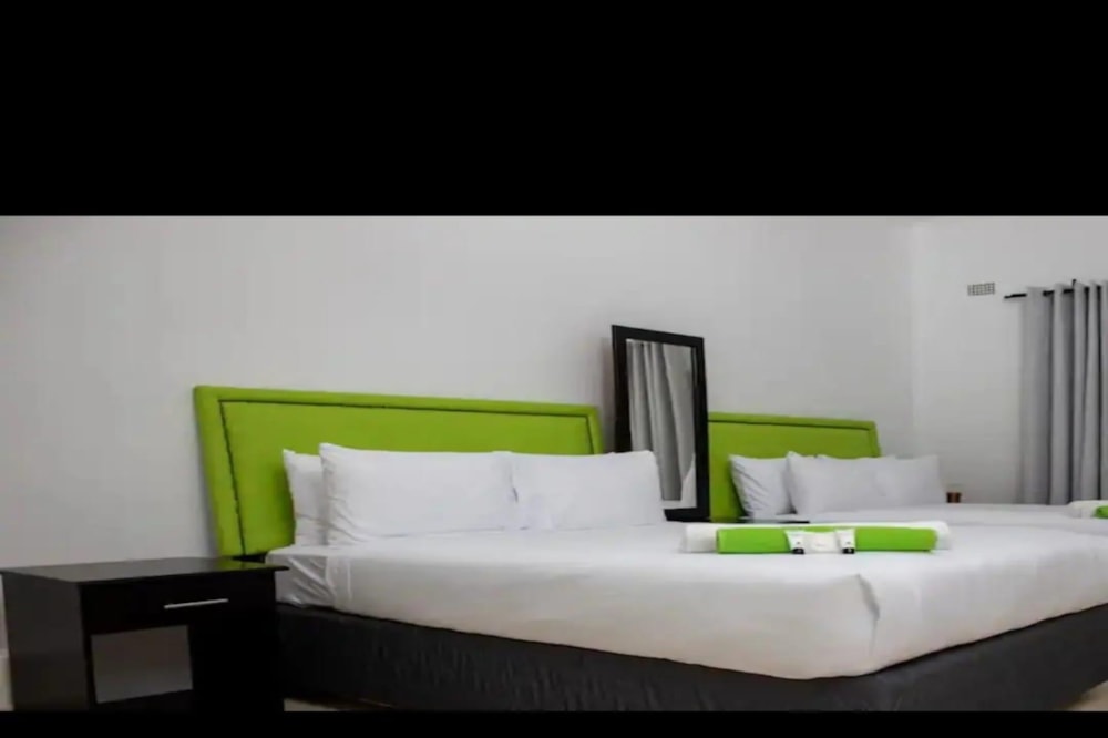 Townhouse for sale in Victoria Falls, Zimbabwe - 3ZB1737545