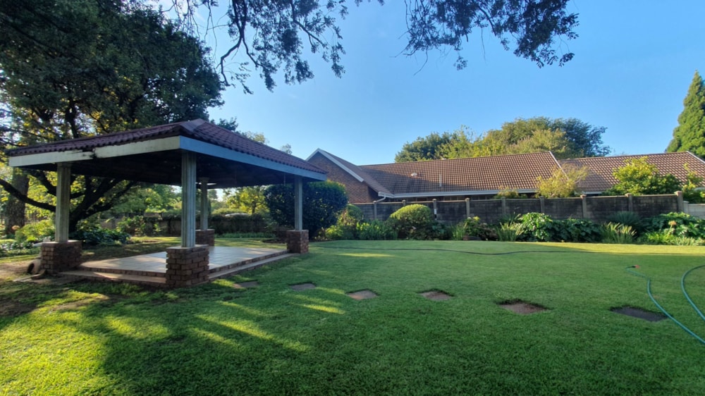 House for sale in Henley on Klip - 1VT1737560