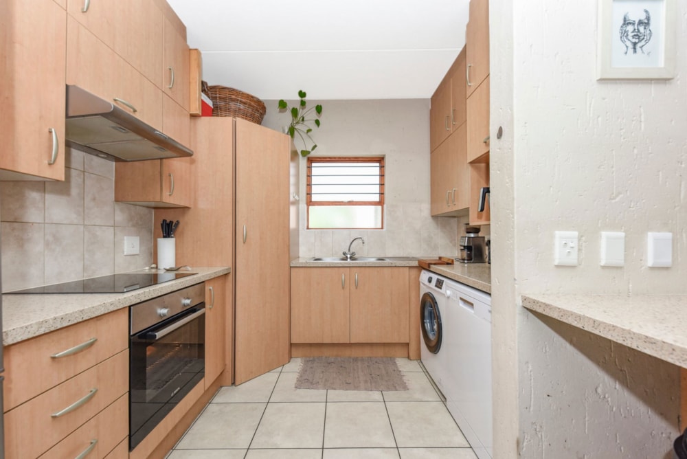 Apartment to rent in Douglasdale - FYL1737784