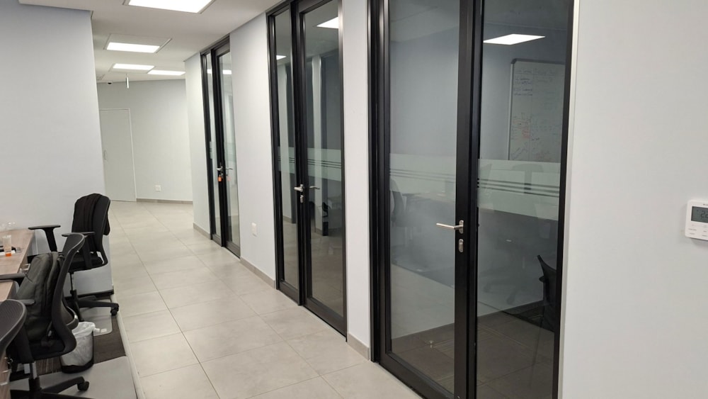 Commercial office to rent in Windhoek, Namibia - 3NM1737576