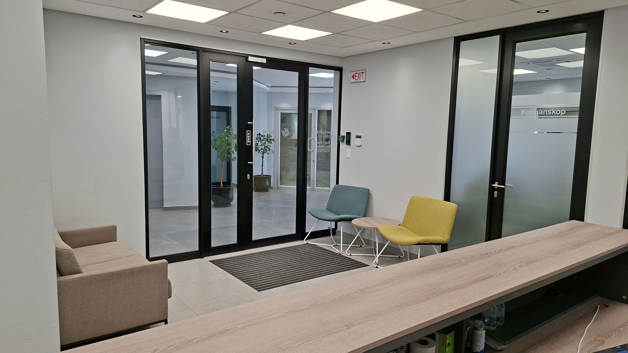 Commercial office to rent in Windhoek, Namibia - 3NM1737576