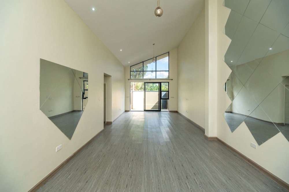 Townhouse to rent in Avondale, Zimbabwe - 3ZB1737594