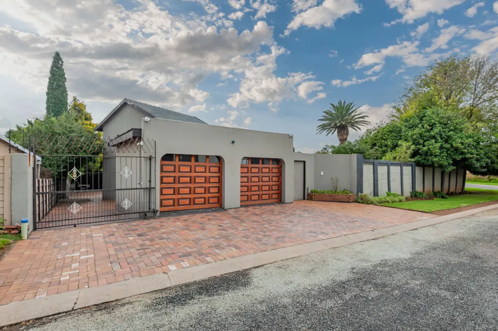 House for sale in Croydon, Edenvale - BED1737623 House for sale in Croydon, Edenvale - BED1737623