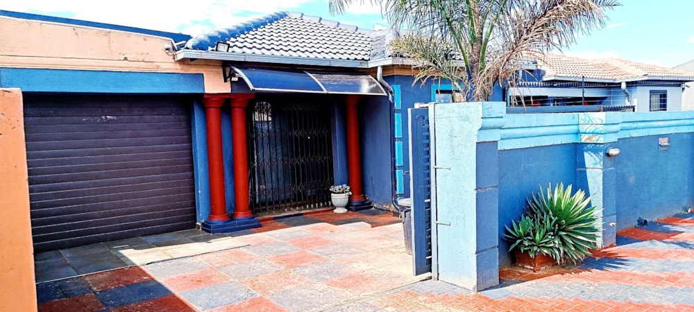 House for sale in Windmill Park - BOK1737636