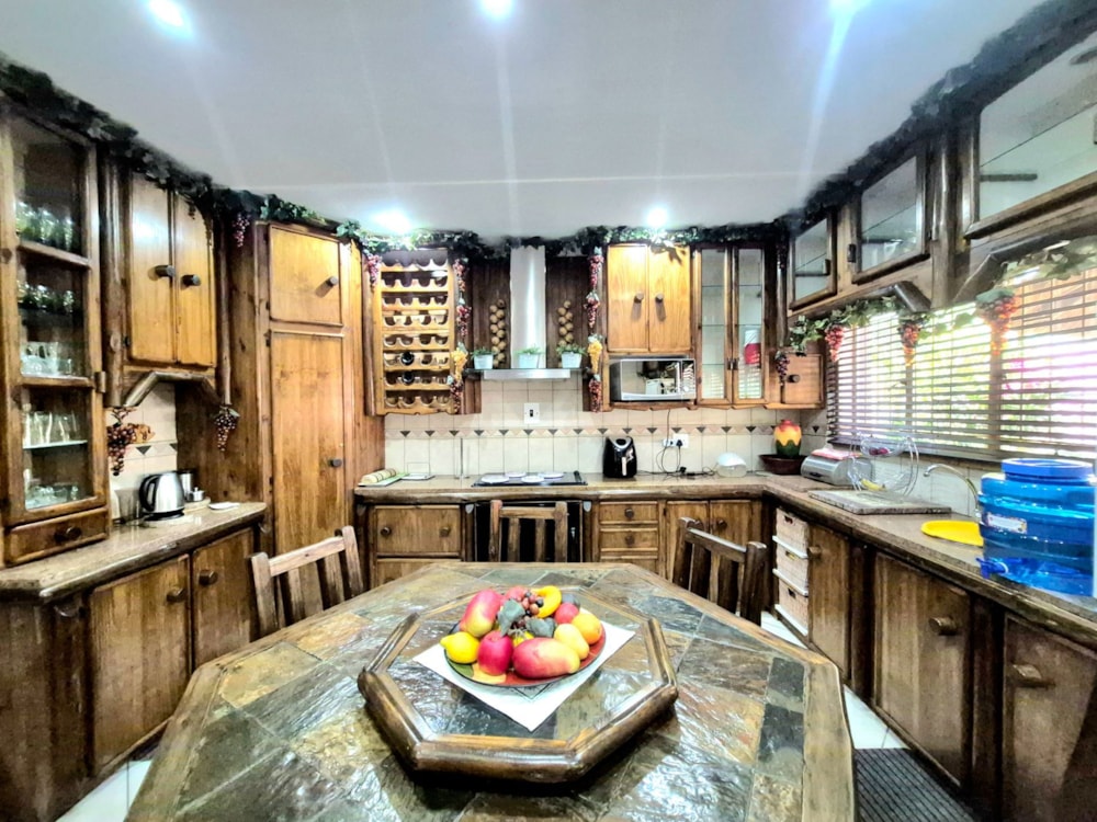 House for sale in Safari Gardens - 1RU1737614