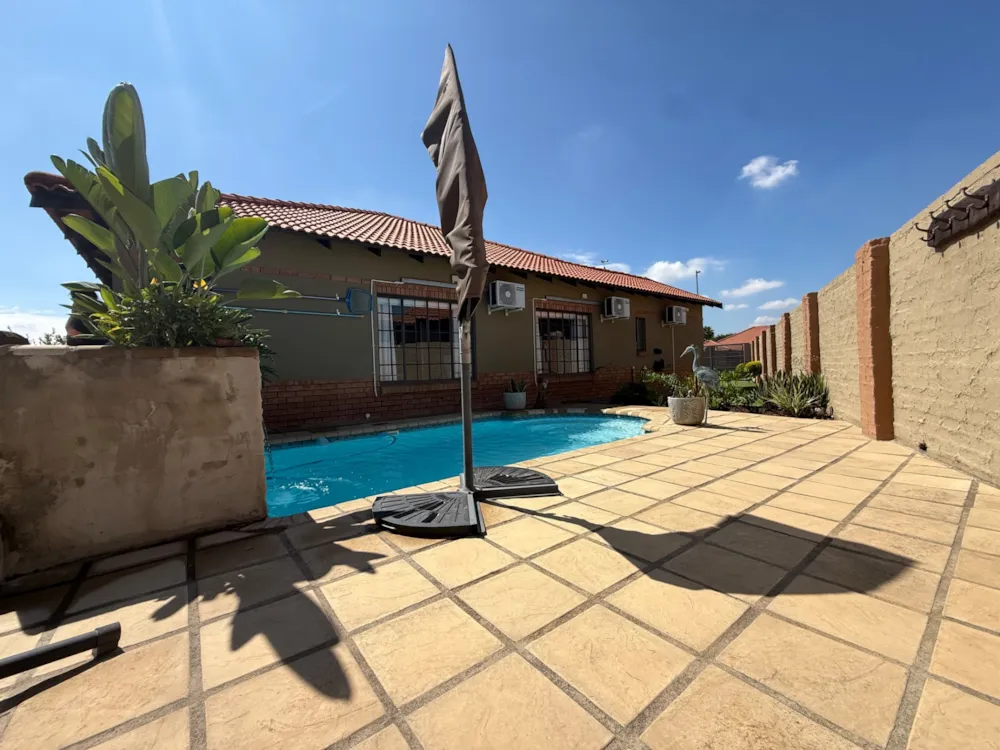 House for sale in Hexrivier Lifestyle Estate - 1RU1737643 House for sale in Hexrivier Lifestyle Estate - 1RU1737643