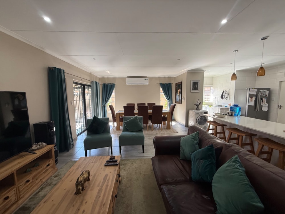 House for sale in Hexrivier Lifestyle Estate - 1RU1737643