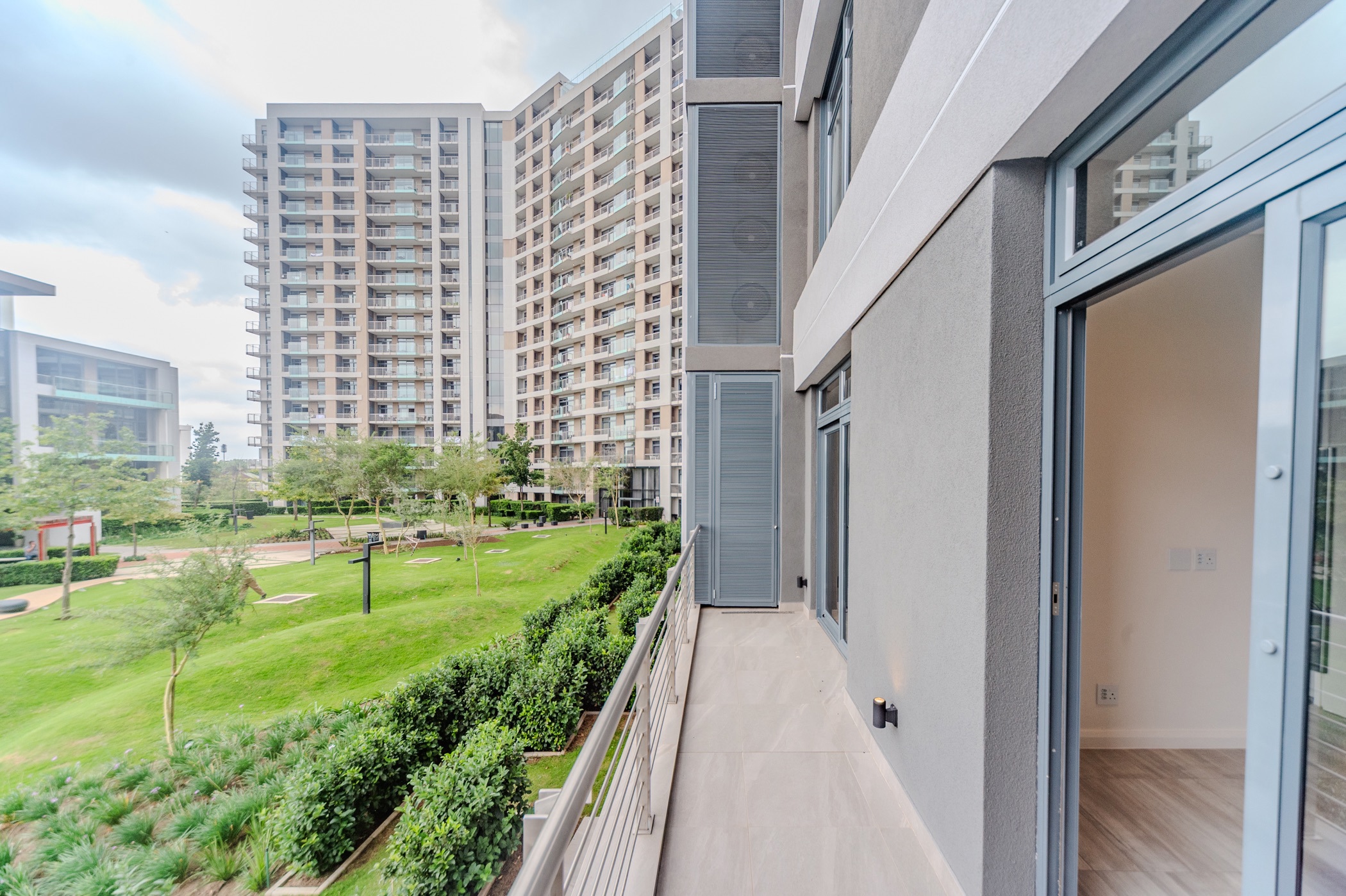 Apartment for sale in Menlyn - PT1737686