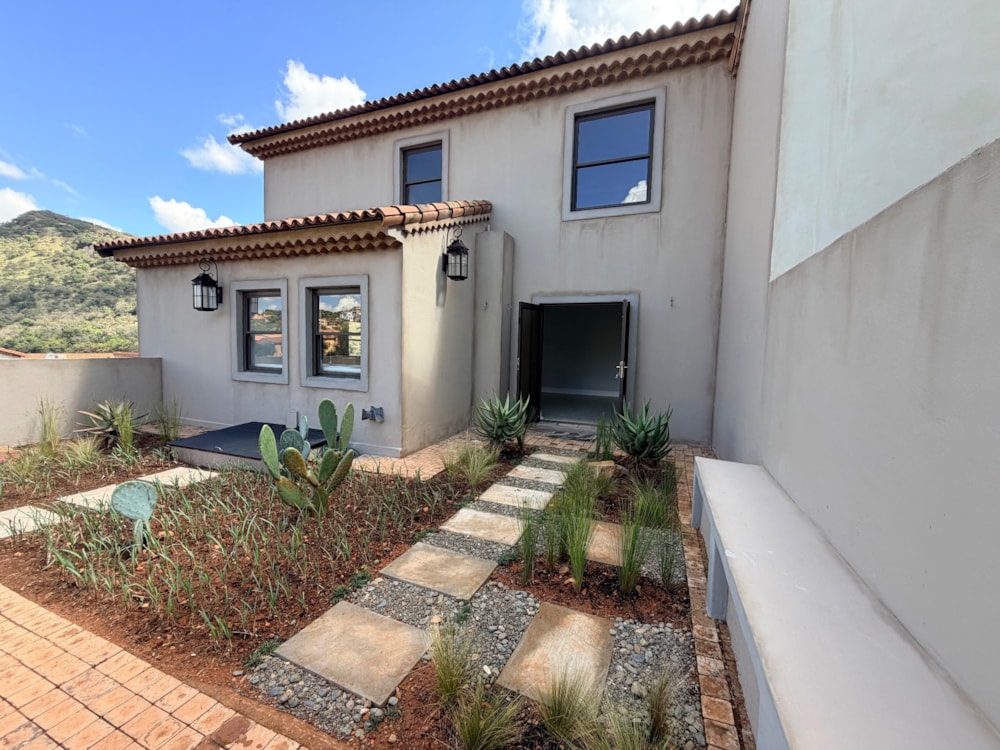 Security estate home for sale in Estate D Afrique - 1HR1737712