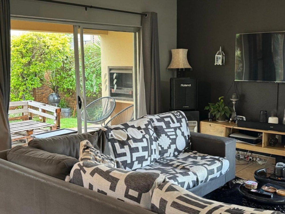 House for sale in Glen Marais - KTP1737970