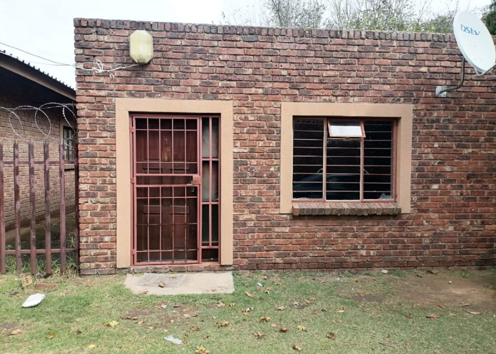 Commercial business for sale in Hendrina - 1MD1737699