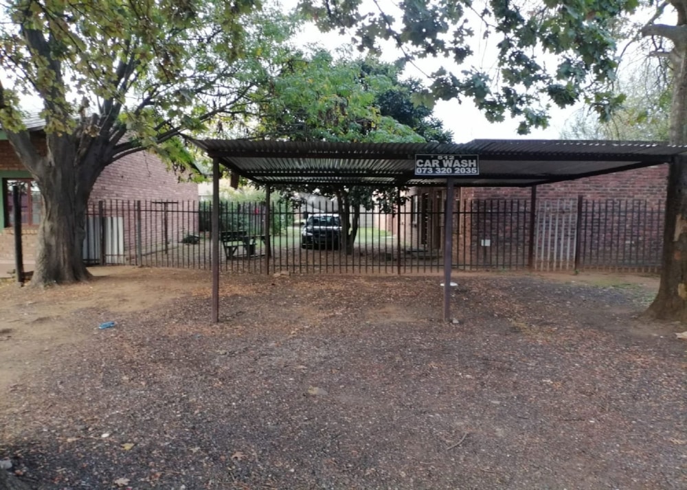 Commercial business for sale in Hendrina - 1MD1737703