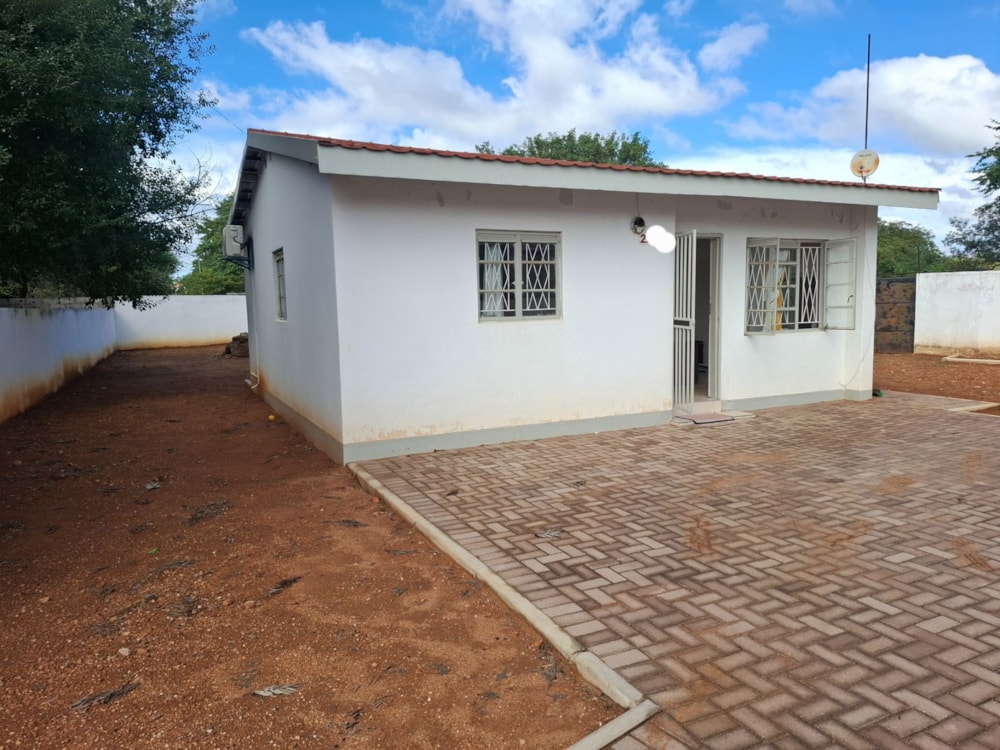 House to rent in Phase 4, Botswana - 3BO1737895