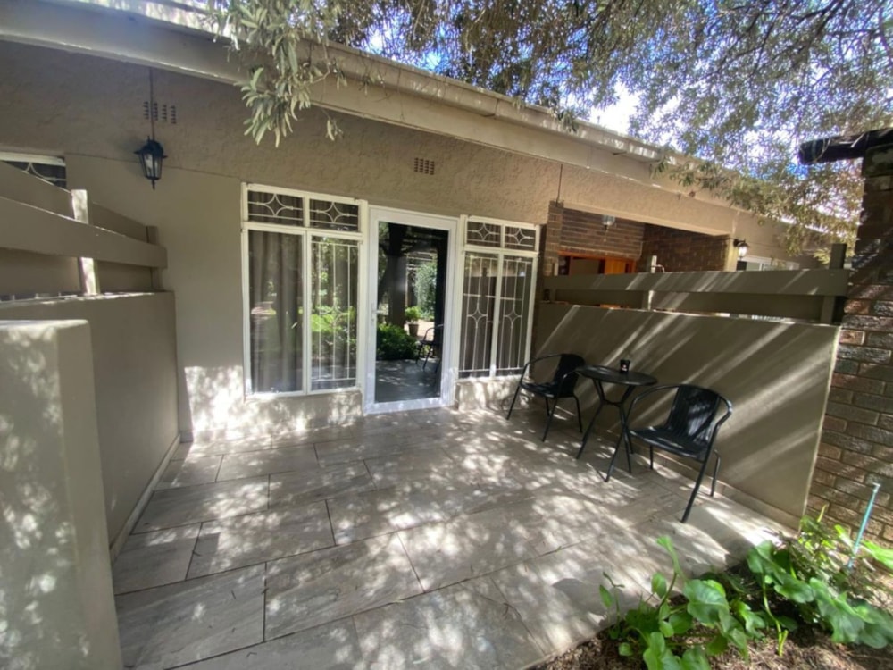 Bed & breakfast for sale in Vryburg - 1RN1738312