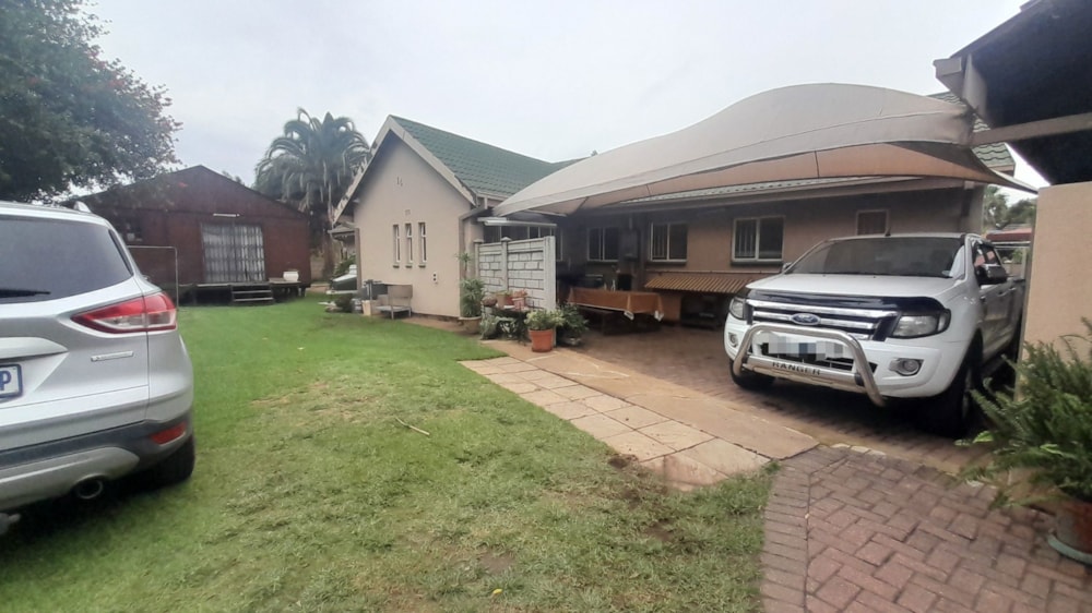 House for sale in Vanderbijlpark SE 7 - 1VT1737809