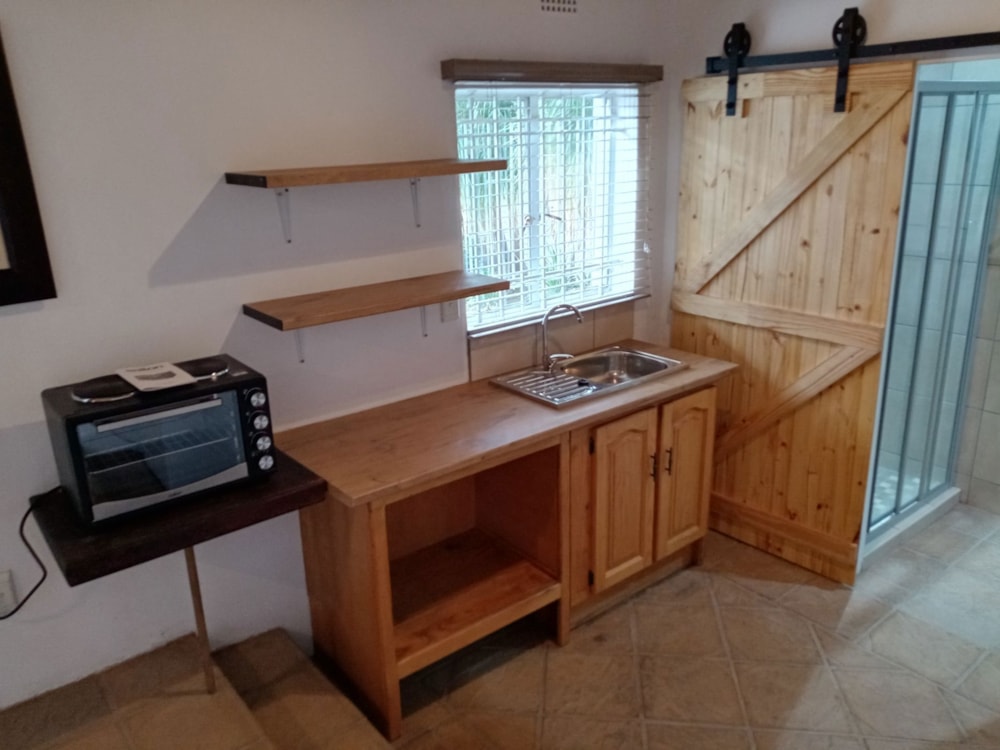 Bachelor apartment to rent in Protea Park, Rustenburg - 1RU1737801