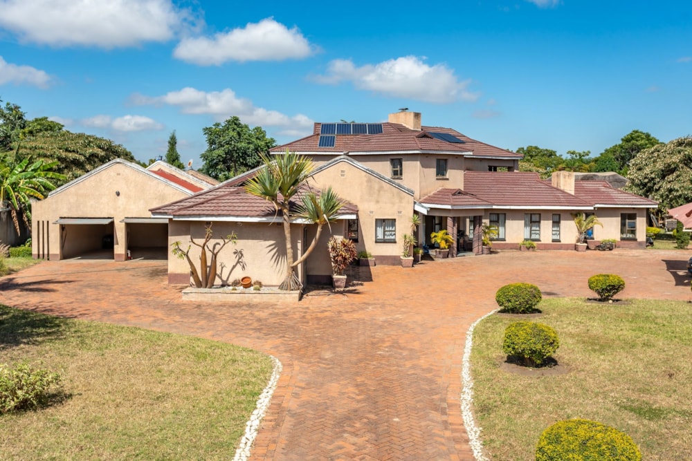 Double-storey house for sale in Greendale, Zimbabwe - 3ZB1737853