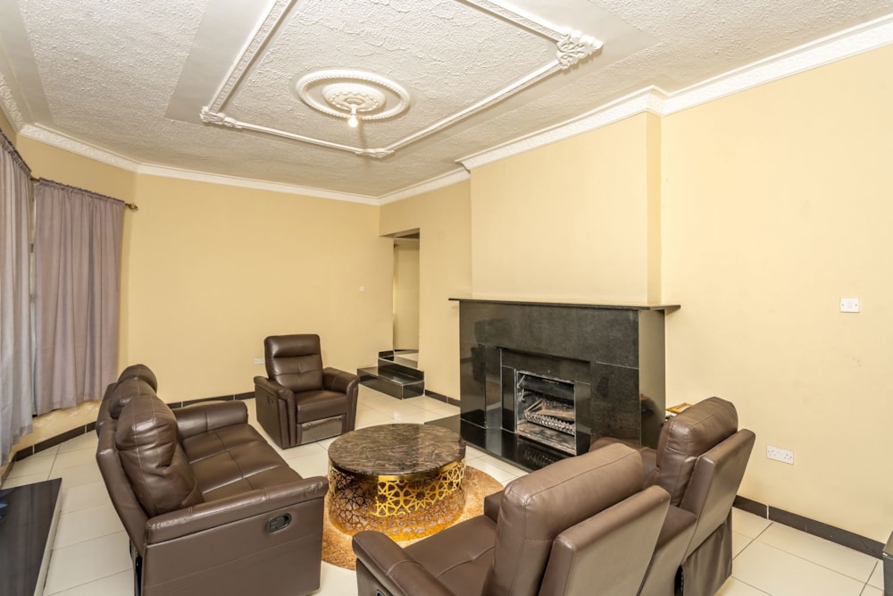 Double-storey house for sale in Greendale, Zimbabwe - 3ZB1737853