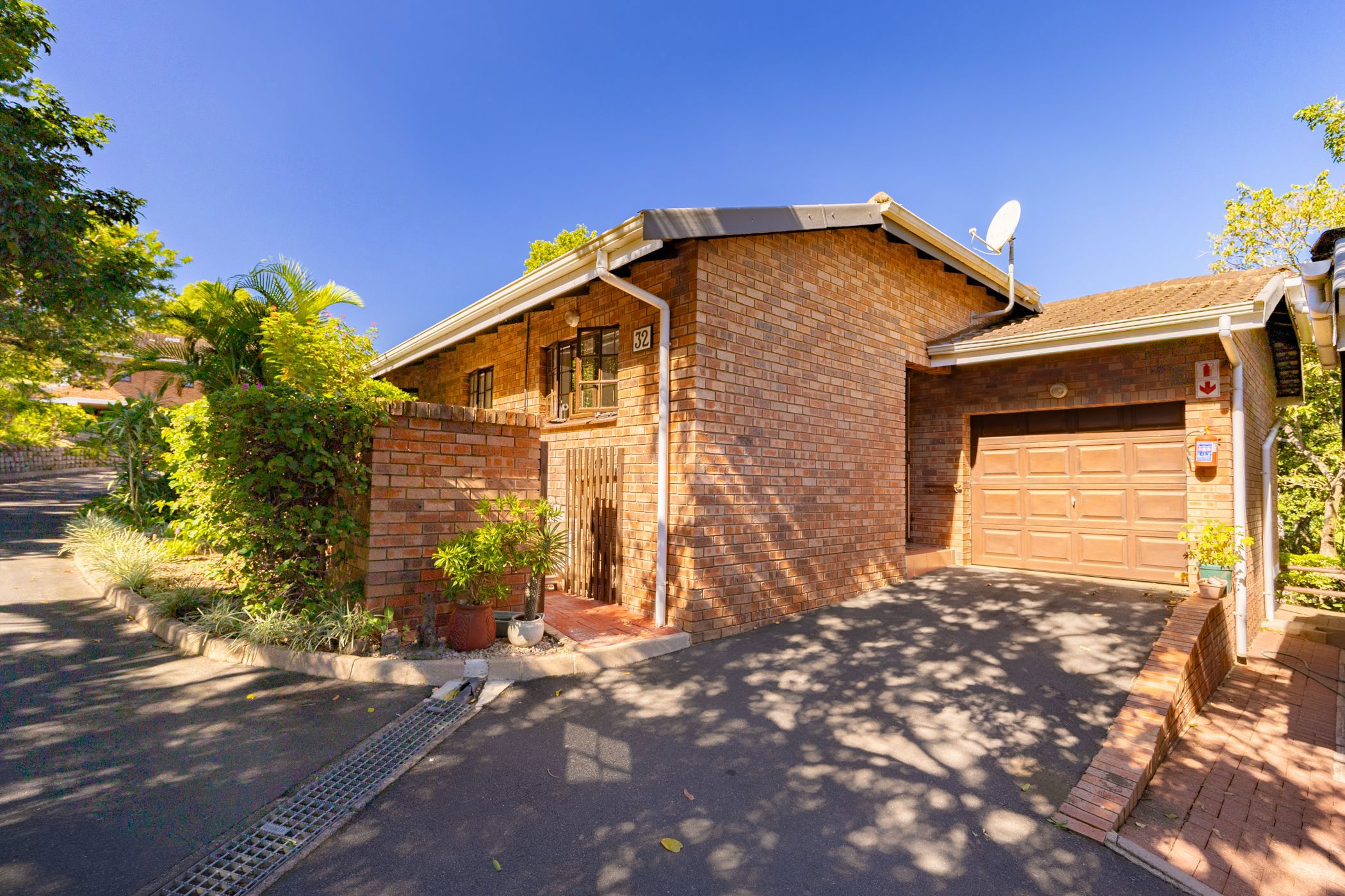 Townhouse for sale in Margate - 1PSH1737879