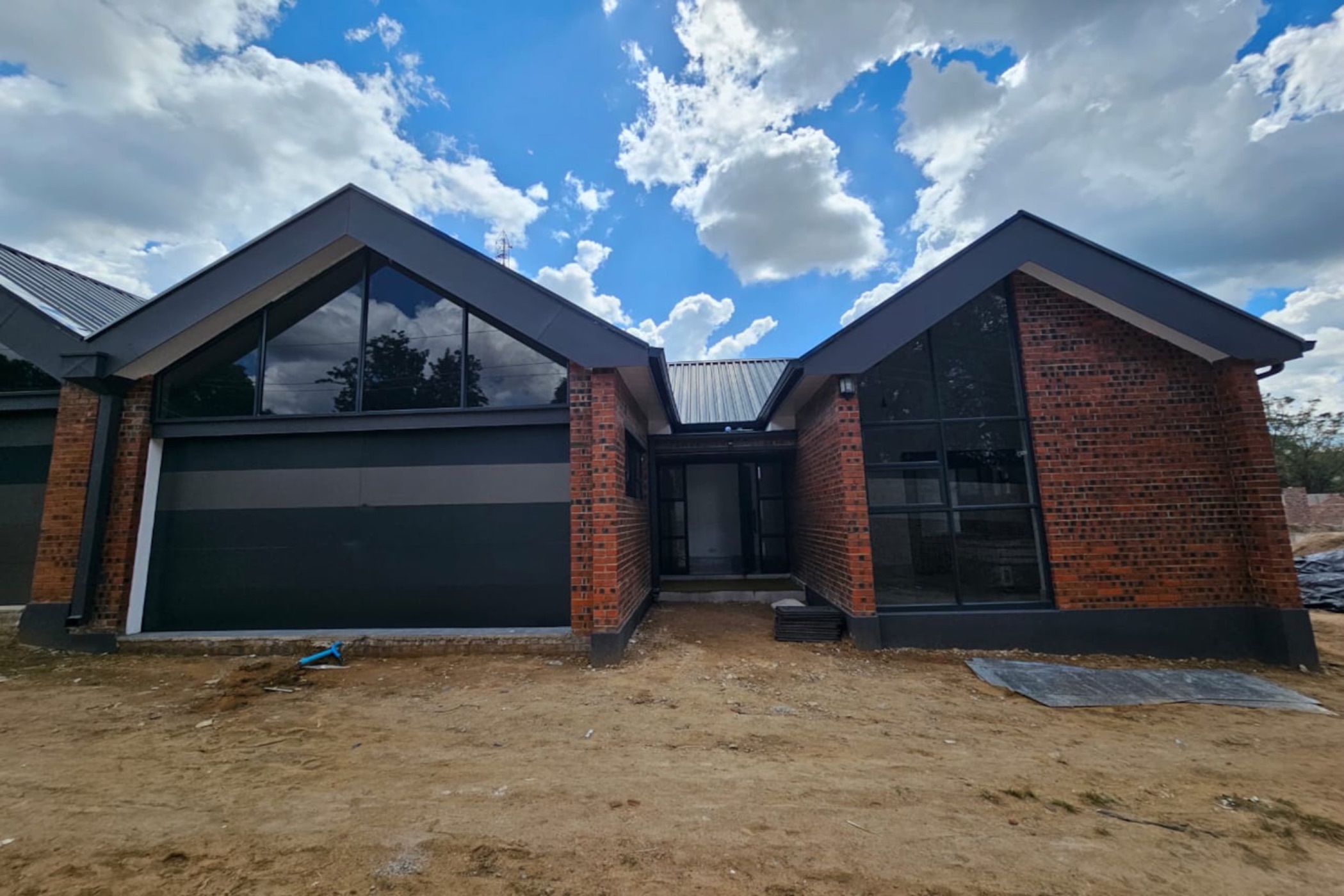 Townhouse for sale in Hillside, Bulawayo, Zimbabwe - 3ZB1737876