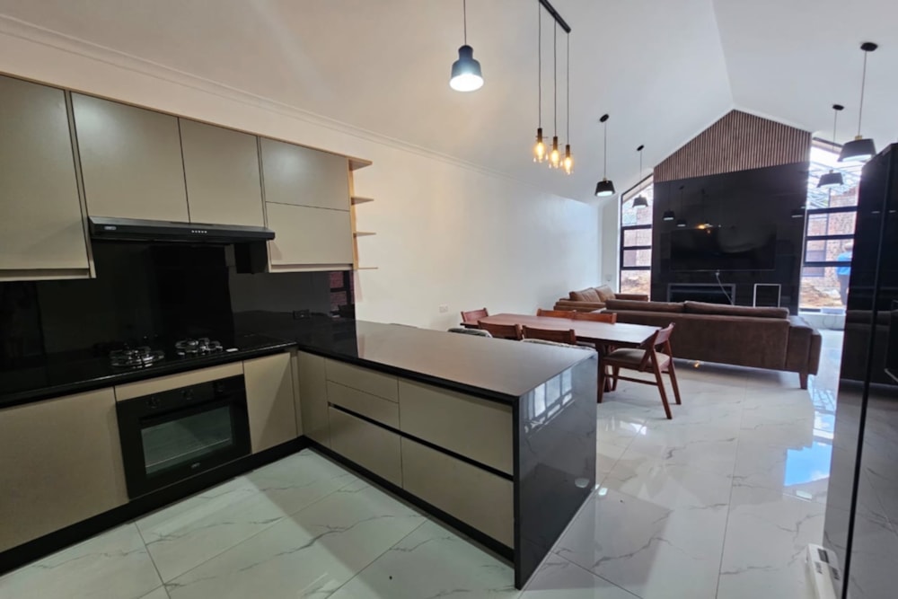 Townhouse for sale in Hillside, Bulawayo, Zimbabwe - 3ZB1737876