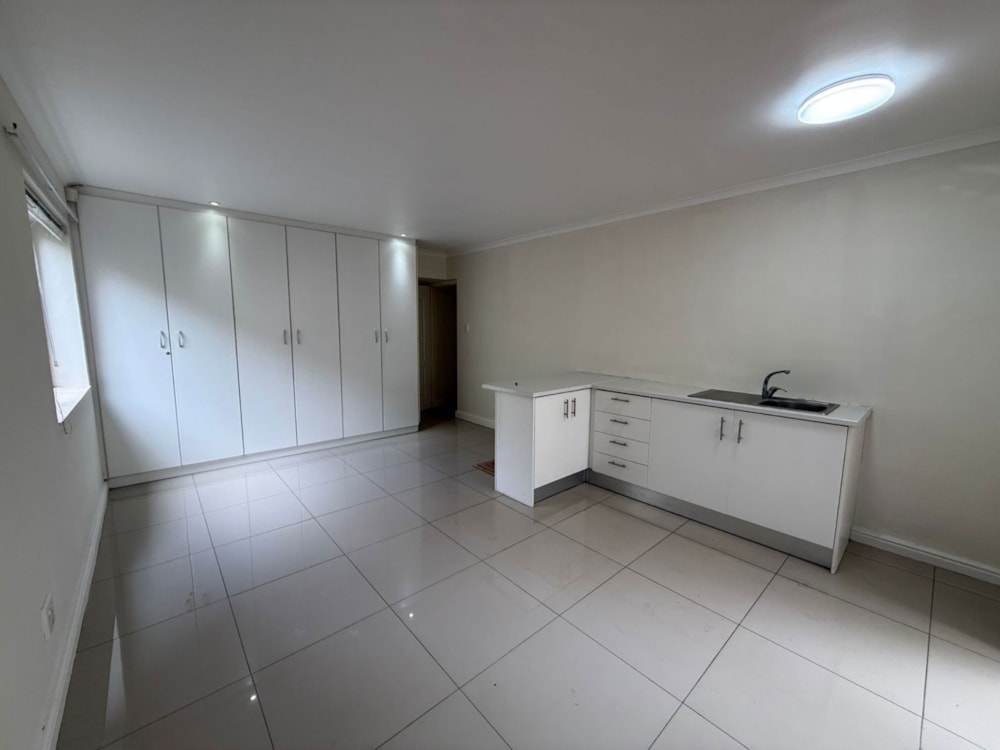 Studio apartment to rent in Seaforth - FHL1738827
