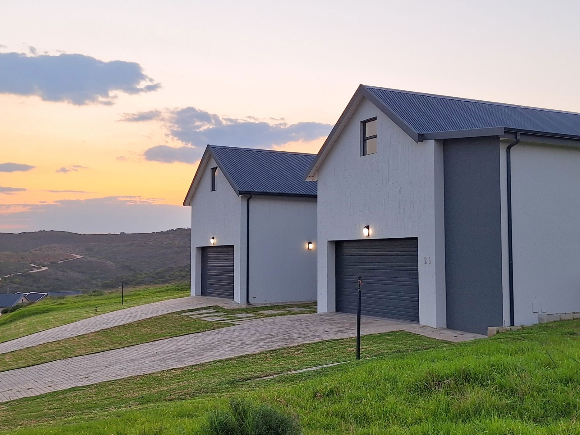 Security estate home for sale in Outeniquasbosch Wildlife Village - 1MB1737977