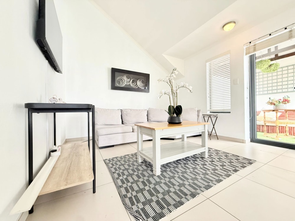 Apartment to rent in Fourways Area - FYL1737889