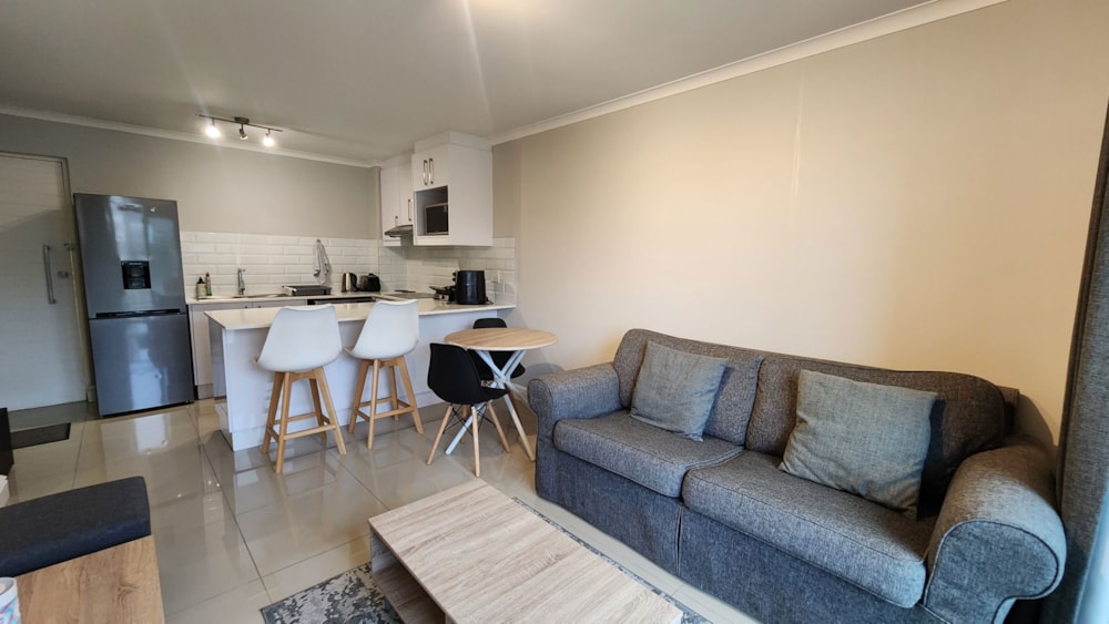 Apartment to rent in Observatory, Cape Town - FHL1737934