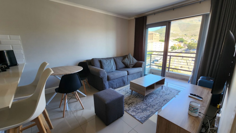 Apartment to rent in Observatory, Cape Town - FHL1737934