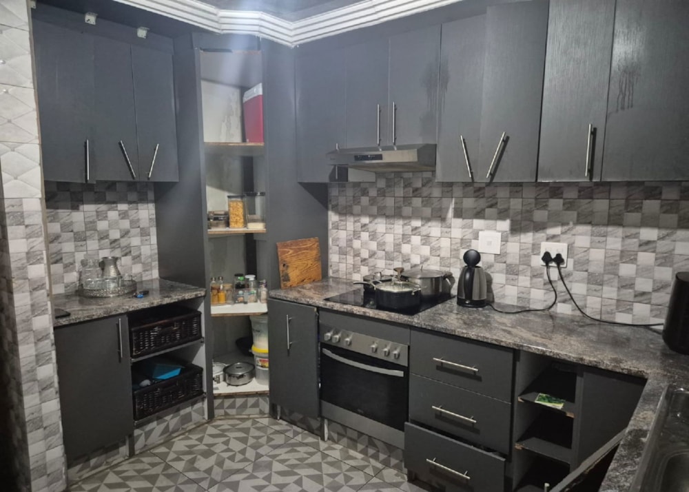 House for sale in Mountain View, Middelburg, Mpumalanga - 1MD1737945