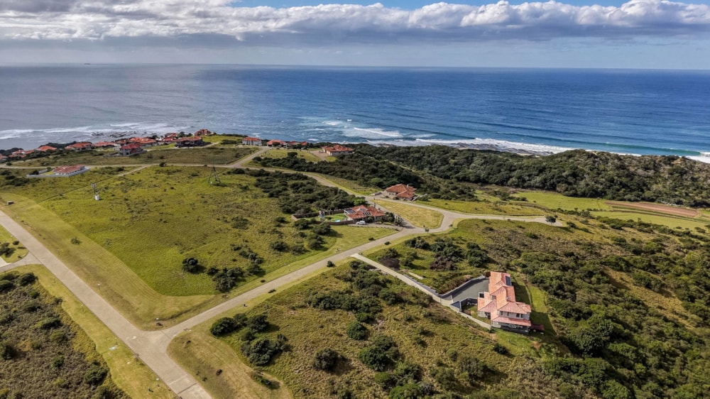 Residential vacant land for sale in Khamanga Bay - 1EZ1737963