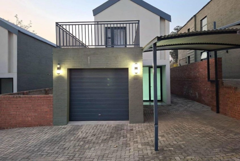 Townhouse for sale in Stonehenge - 1NS1737983