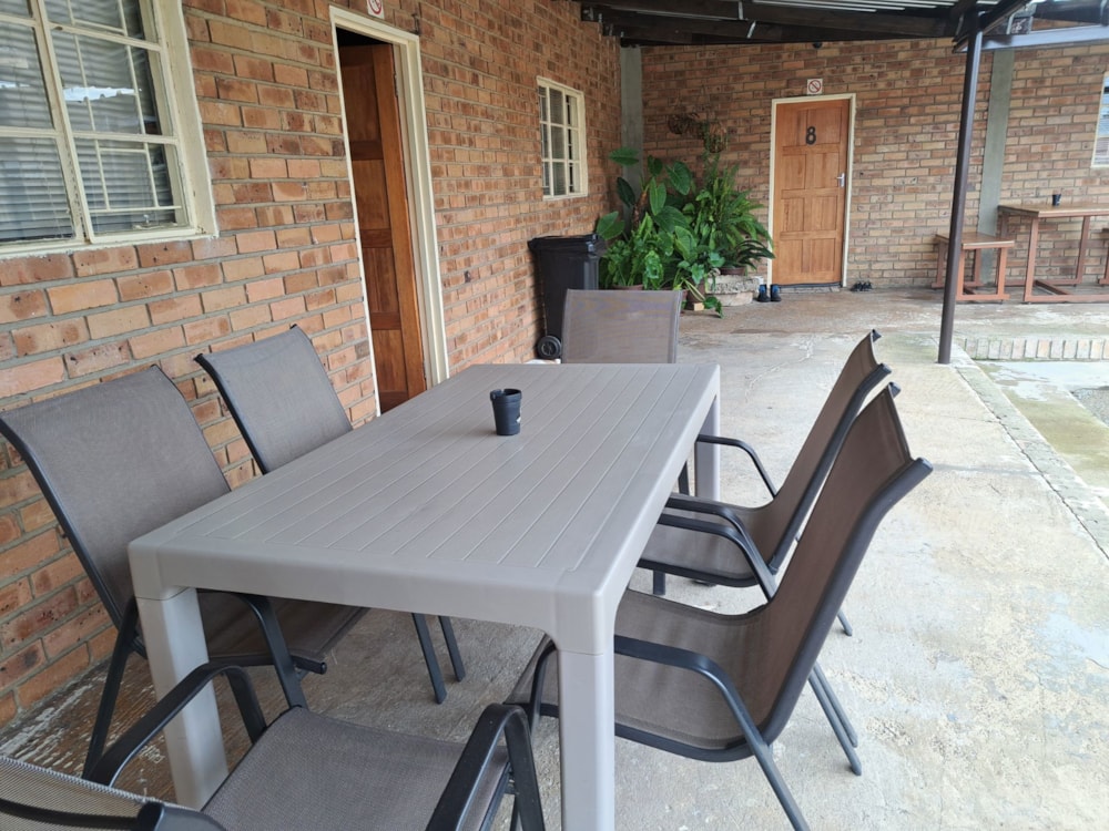 Commercial business for sale in Bloemhof, North West Province - 1KJ1738054